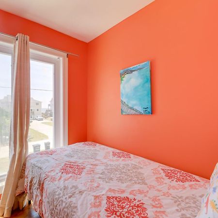 West Of The Moon Ocean Apt With Beach Access! 에메랄드 아일 외부 사진
