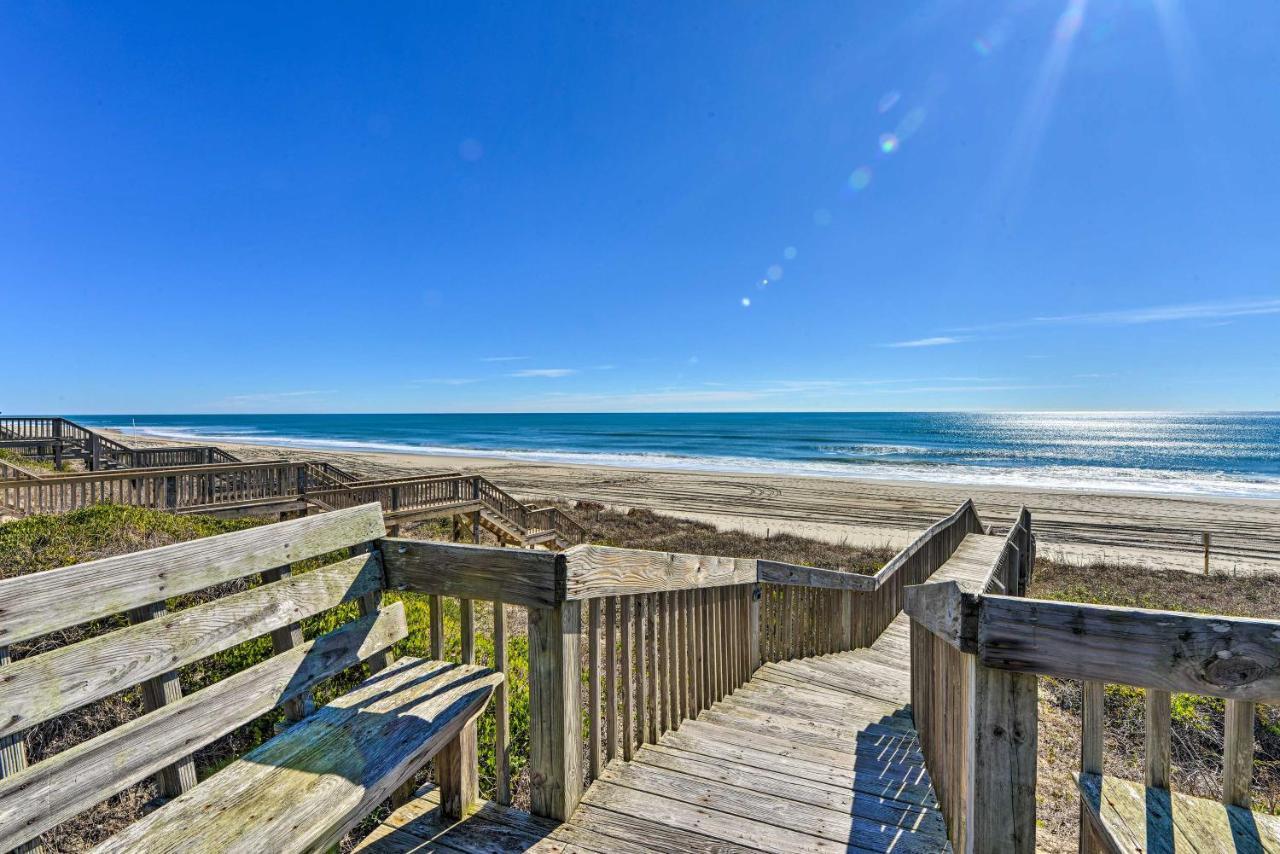 West Of The Moon Ocean Apt With Beach Access! 에메랄드 아일 외부 사진